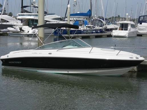 Monterey Montura sterndrive boat rental